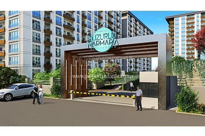 The entrance of the Huzurlu Marmara compound