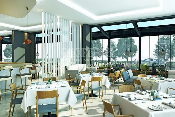 The restaurant under the Huzurlu Marmara Bostanci apartments