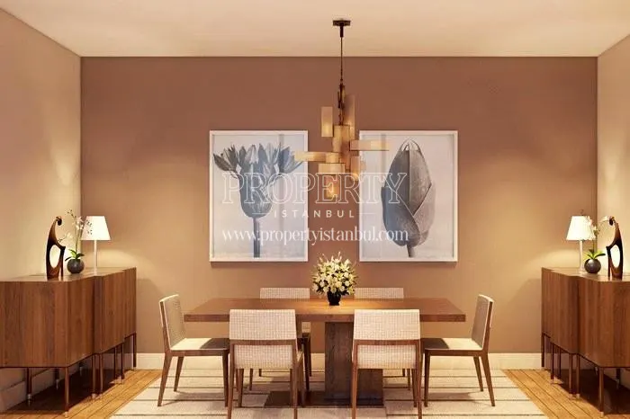 One of the dining tables in Inistanbul Hayat