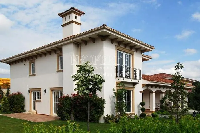 One of the villas in Ispanyol Evleri