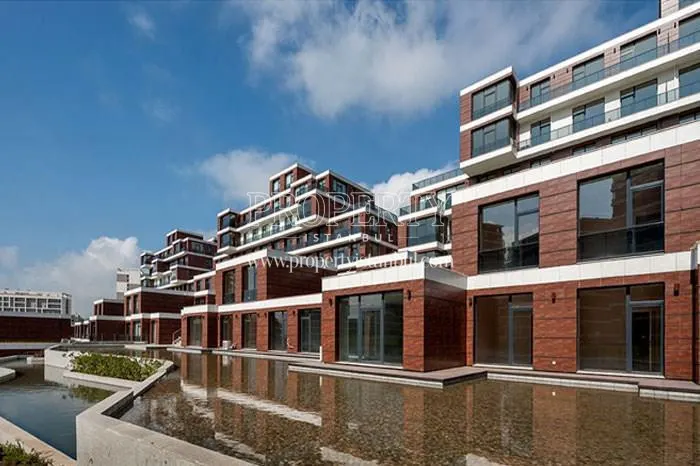 The duplex units in Istanbul Lounge