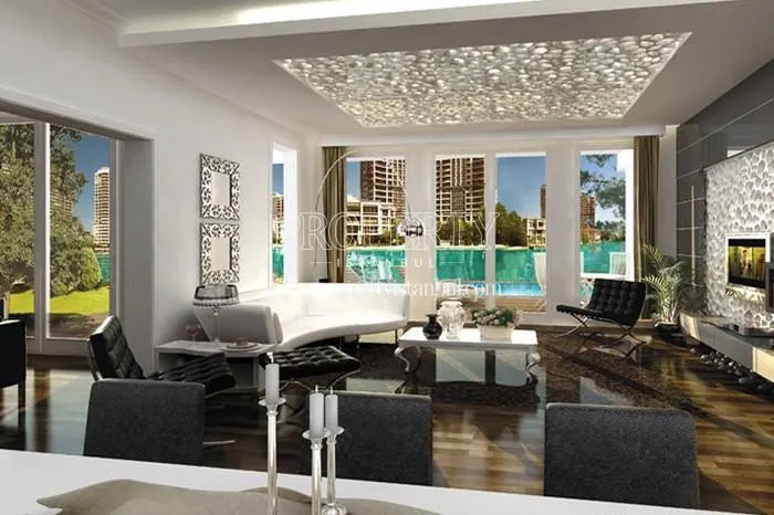 One of the living rooms in Istanbul Saraylari