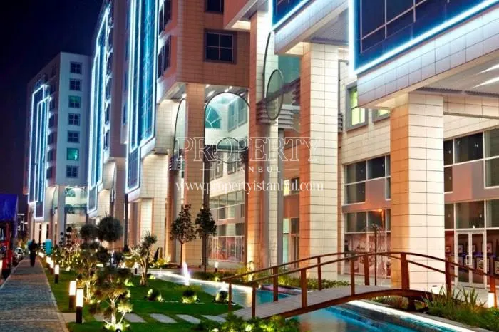 Istanbul Vizyon Park project at night