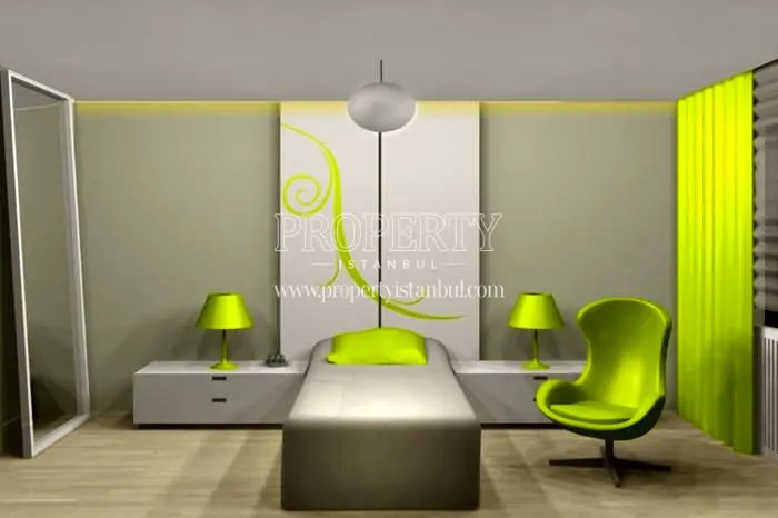 White and yellow guest bedroom in Istanbulensis