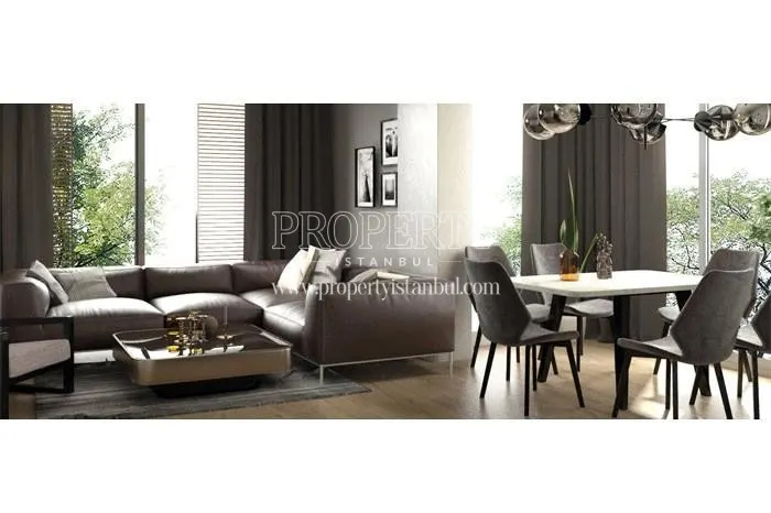 Brown leather couch in the living room in Iva Yeni Acibadem