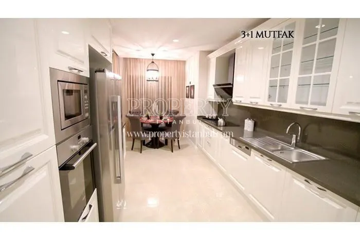 Spacious kitchen in Kameroglu Metrohome Residence