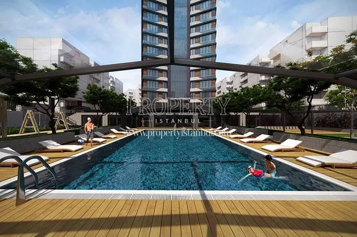 The outdoor swimming pool of the Kartallife Atalar project
