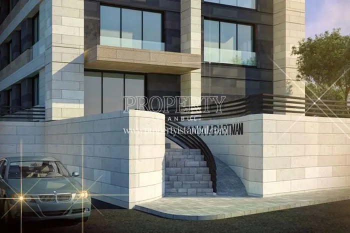 Kaya Apartmani building entrance