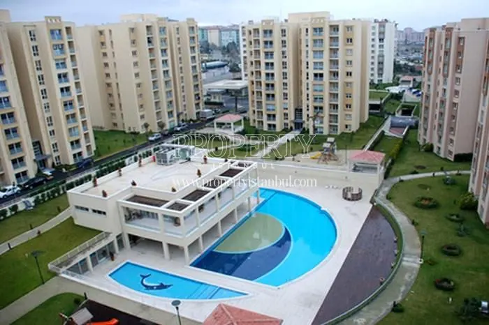 The inside of the Kentplus Mimarsinan compound