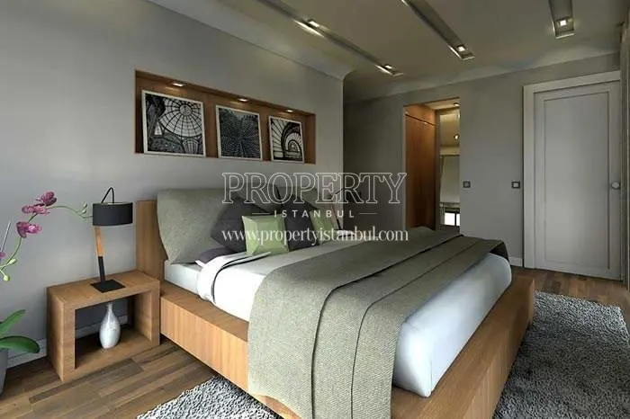 One of the master bedrooms in Keten Bomonti