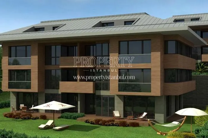 One of the blocks in the Kirkkonak Tarabya compound