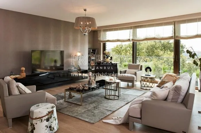 One of the living rooms in Kosuyolu Koru Evleri