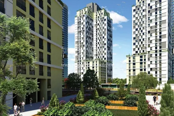 The verdant garden of the Kristal Sehir compound