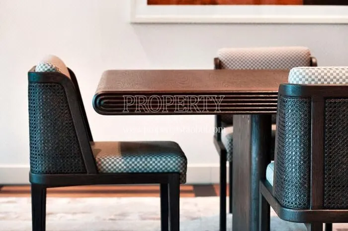 Meeting table in L'ist Istinye Suites