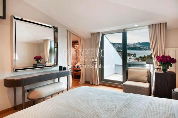 The master bedroom in the penthouse in L'ist Istinye Suites