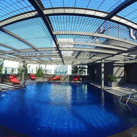 Swimming pool in the Loft Up/7.60 project