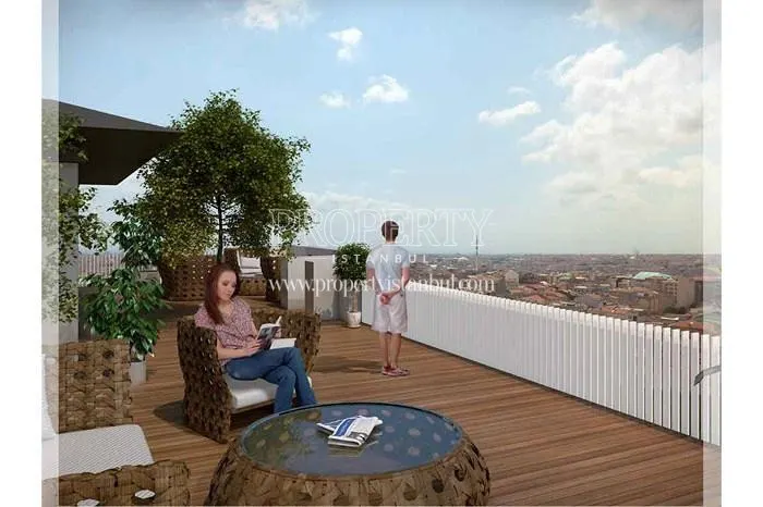 The couple resting on Loza Evleri's terrace