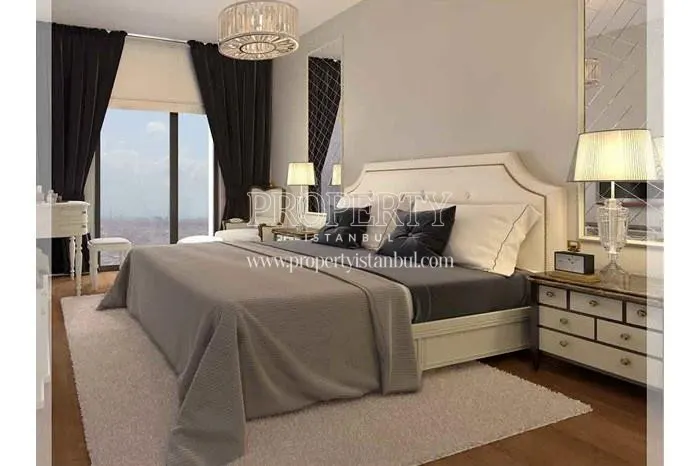 One of the master bedrooms in Loza Evleri