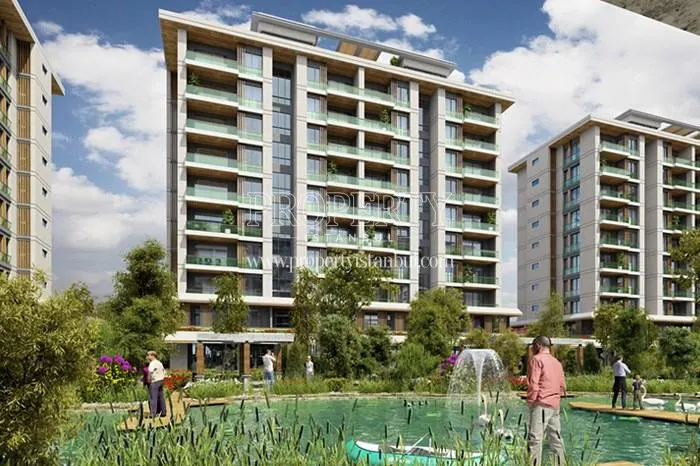 Compound residents relaxing near the artificial lake in Mabeyn Marmara