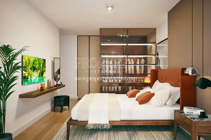 One of the master bedrooms in Major Kurtkoy