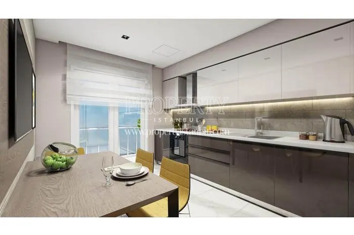 The kitchen with metallic kitchen cabinets in Makyol Santral