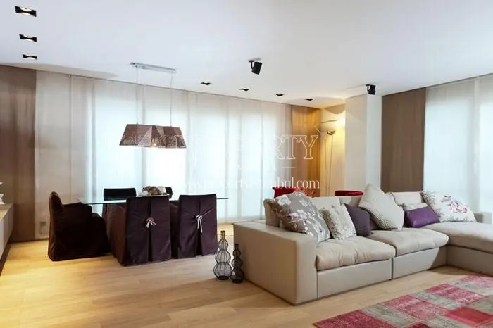 One of the living rooms in Marina Palas
