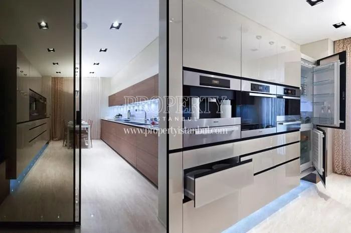 Kitchens in Marina Palas