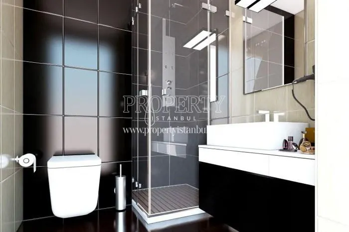 Black and white bathrooms in Marmarams