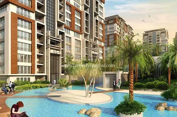 The artificial lake of the Mavera Basaksehir compound