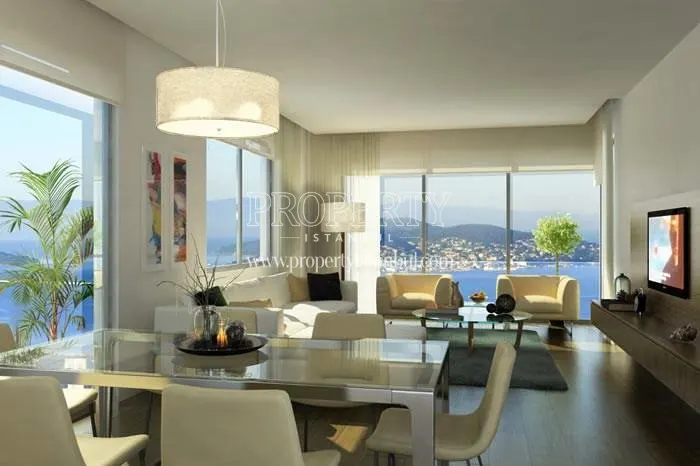 The living room with a Bosphorus view in Mesa Sahill 224