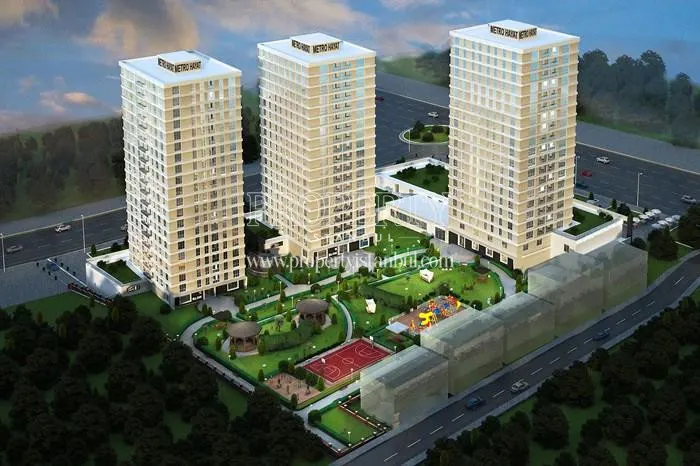 Metro Hayat compound