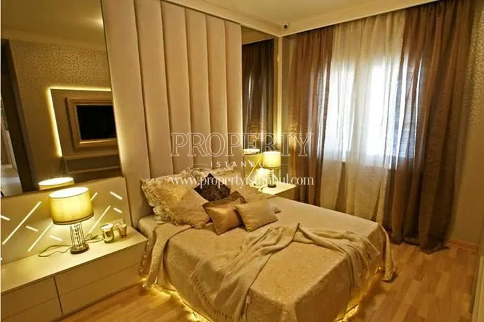 One of the master bedrooms in Metropark
