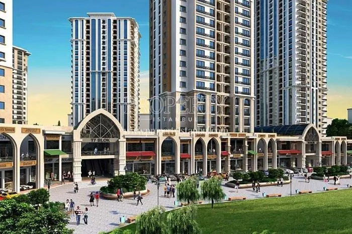Meydan Dukkanlari from afar