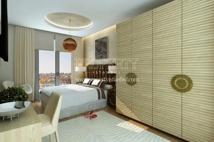 The master bedroom with the city view in Mihenk Rezidans