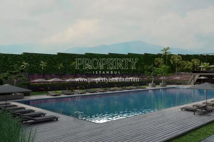 The outdoor swimming pool of Milpark Plus