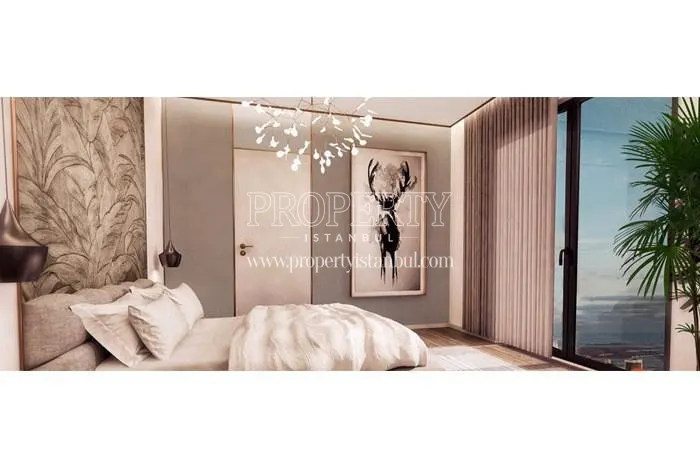 The master bedroom with the sea view in Minas Park Gurpinar