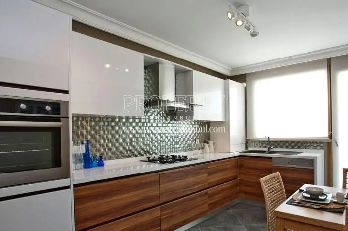One of the kitchens in Mira Cekmekoy