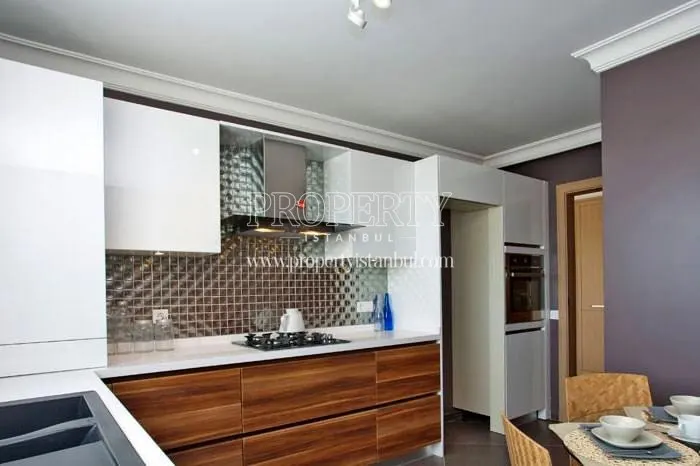 One of the kitchens in Mira Cekmekoy