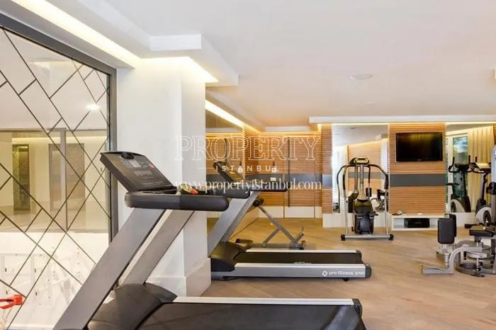 Gym in the Nef Offices 09 Dort Levent building