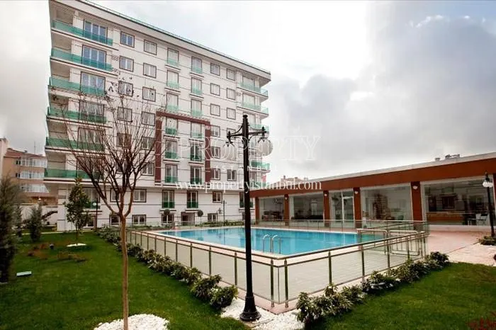 The outdoor swimming pool in New Yakacik