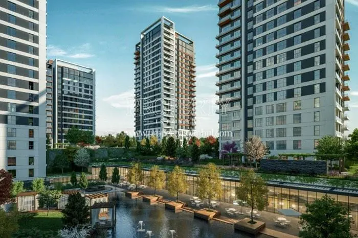 The inside of the Nidapark Kayasehir compound