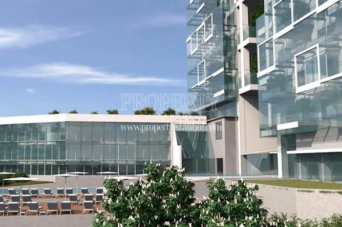 Outdoor swimming pool of Nissa O2 Residence