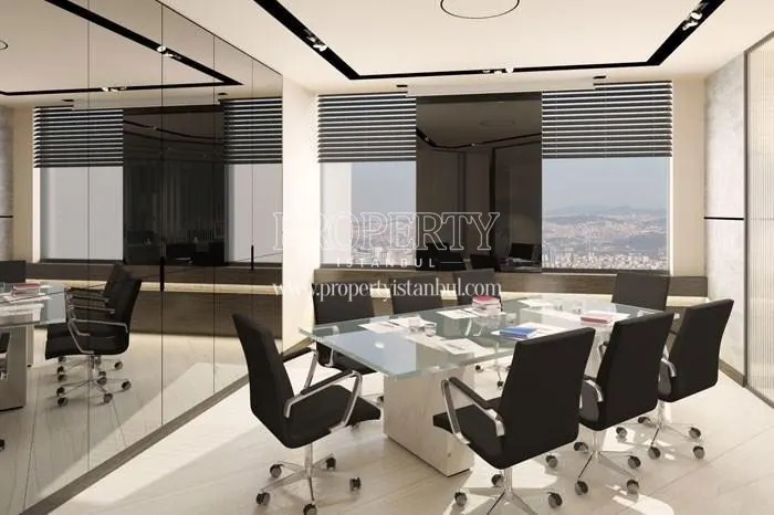 One of the offices in Nurol Tower