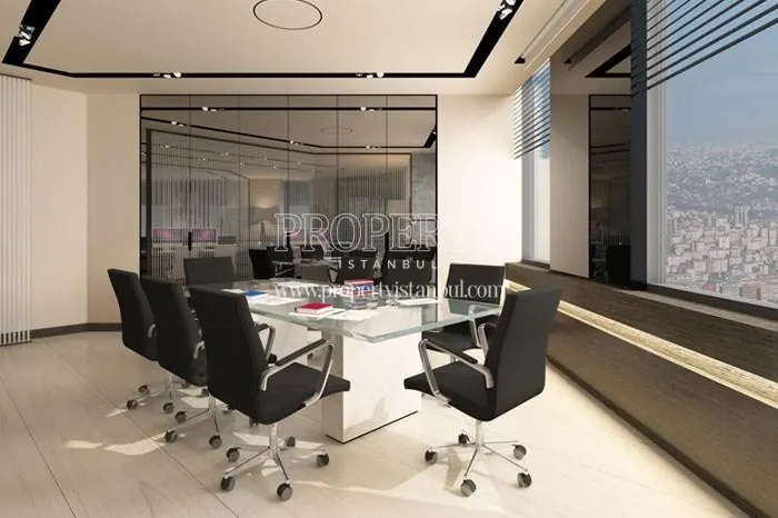 One of the offices in Nurol Tower