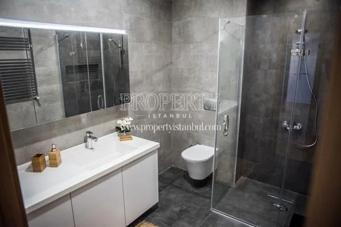 One of the bathrooms in Olive Sariyer Evleri