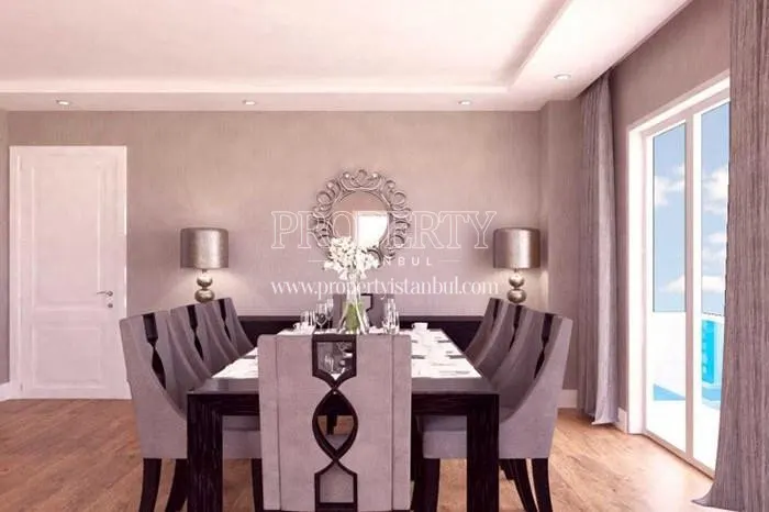 Dining room with a balcony in Omur Istanbul