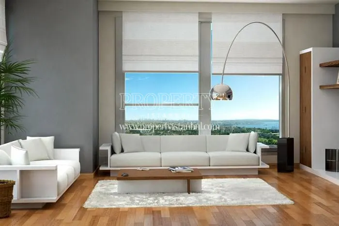 White and brown furniture in the living room in Onalti Dokuz Istanbul