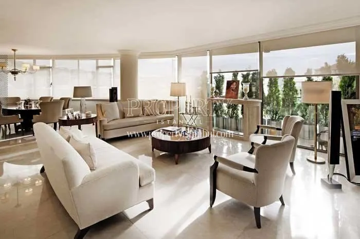 Spacious living room in One Ortakoy
