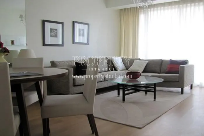 Small living room with a corner sofa in Orion Park