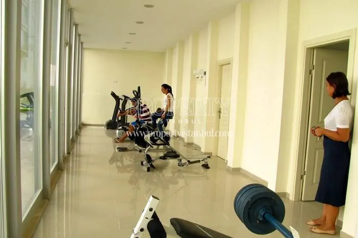 The women doing sport in Orion Park's gym